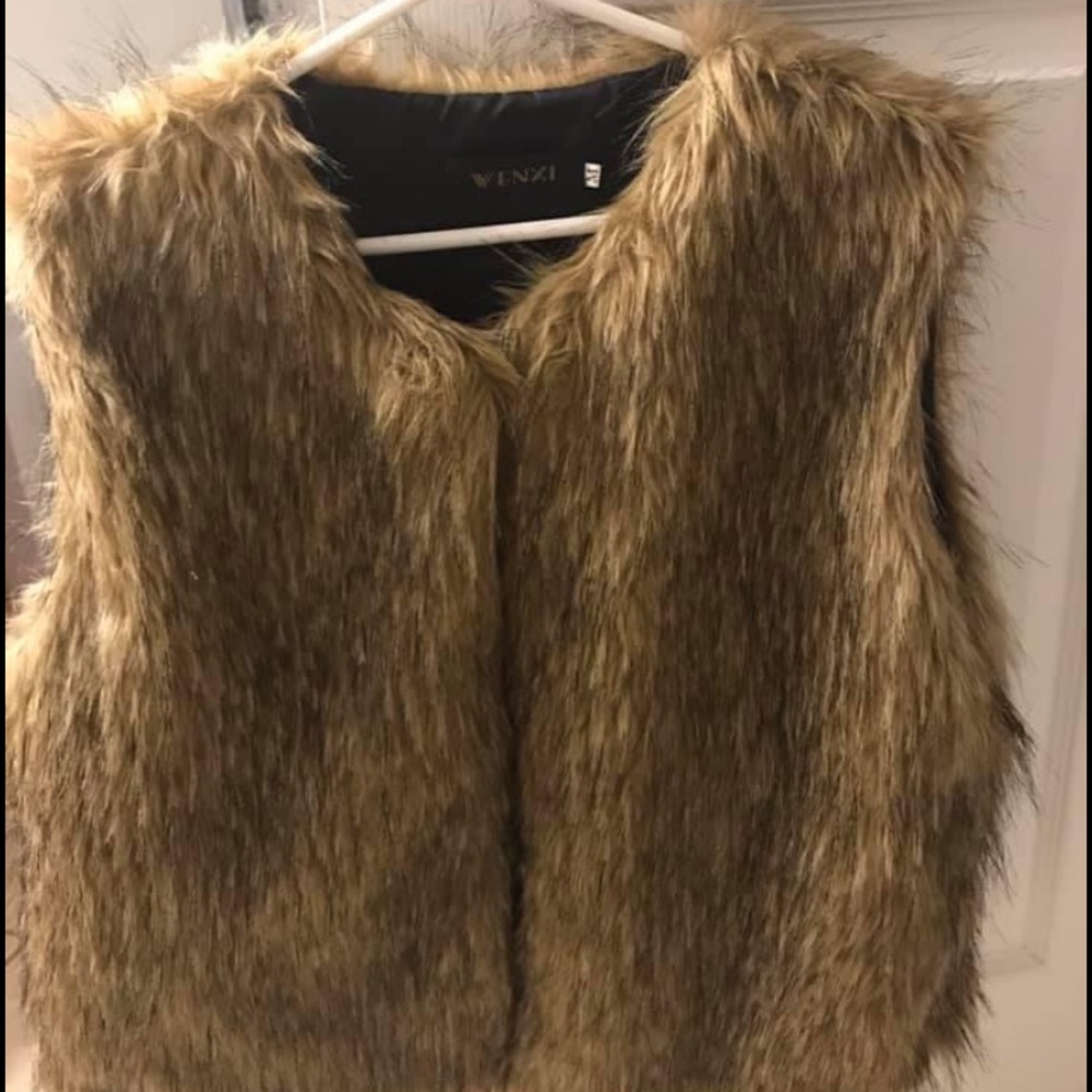 Fur vest size M